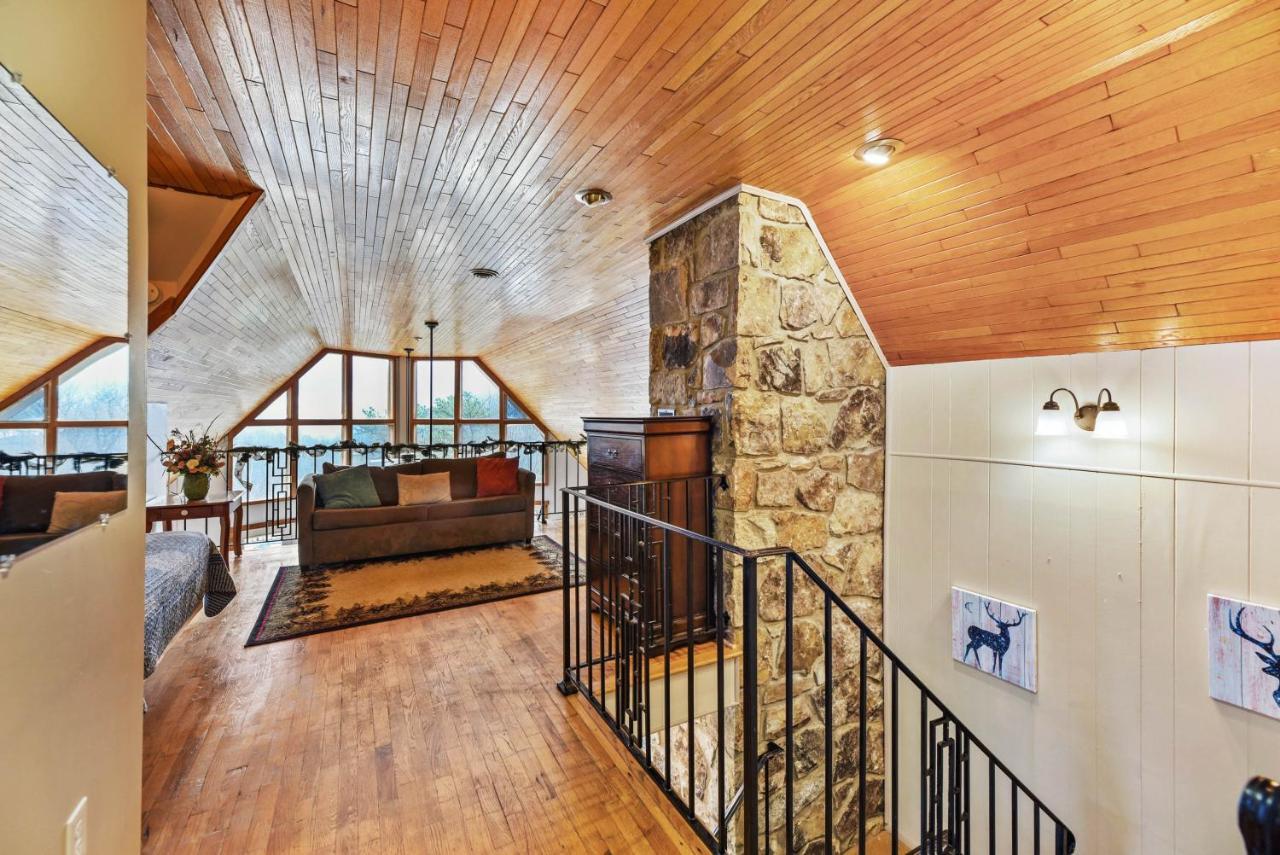 Smokystays Private Pool Chalet Gatlinburg Eksteriør bilde